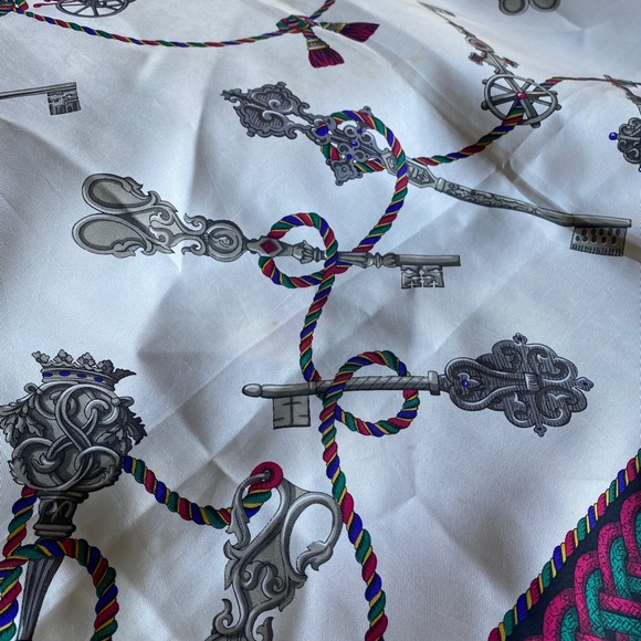 Felix Buhler silk scarf, 100%silk 35X35 - Picture 6 of 9